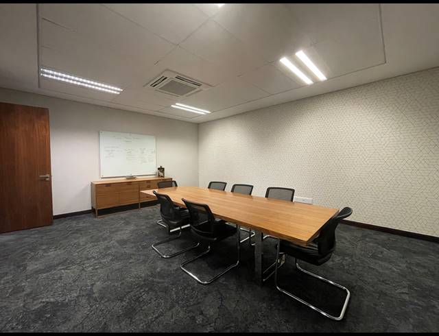 989M² OFFICE TO LET IN SANDTON CENTRAL
